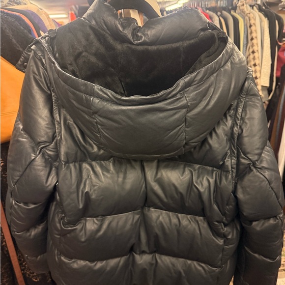 Burberry Detachable Sleeve Hooded Puffer Jacket- Lamb Leather - Picture 15 of 16